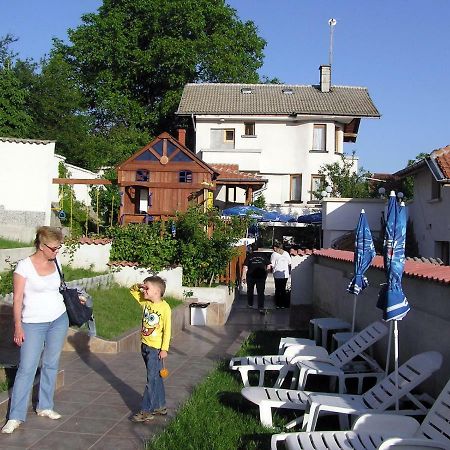 Hotel Aleksievata Kashta Gurgulyat 外观 照片