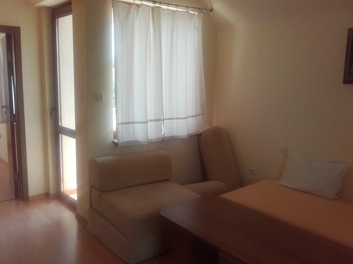 Hotel Aleksievata Kashta Gurgulyat 外观 照片